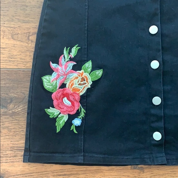 Jealous Tomato Embroidered Black Denim Mini Skirt - Picture 3 of 7